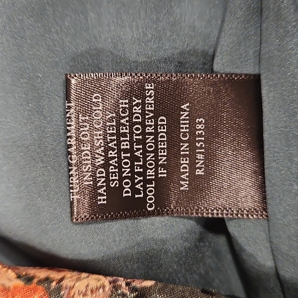 💕CURRENT AIR💕 Long Sleeve Blouse ~ Green With Floral Print Medium M NWT - Picture 8 of 8